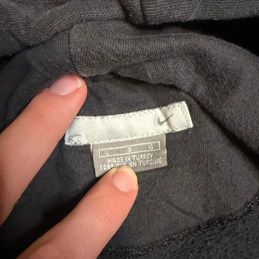 Nike Mens Hoodie Pullover‎ Black Embroidered Swoosh Logo Size Large Sweatshirt